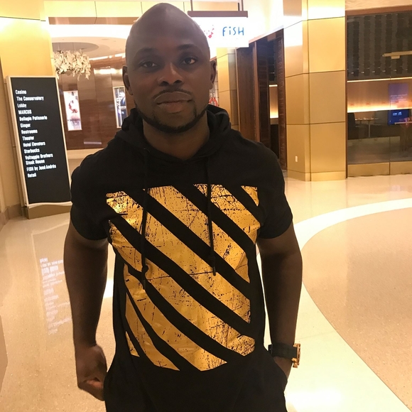 Meet your Posher, Robin - Picture 1 of 1